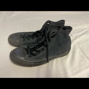 Black converse
